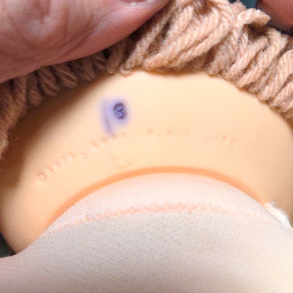 VTG 1982 Cabbage Patch Kids Doll Coleco Xavier Roberts Signature Yarn Hair 16" - Picture 7 of 12